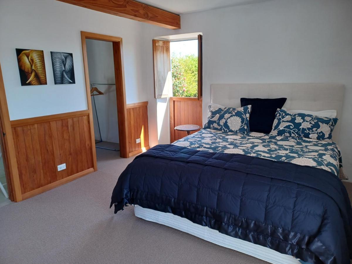 Pirita Vineyard Cottage. Upper Moutere Exterior photo